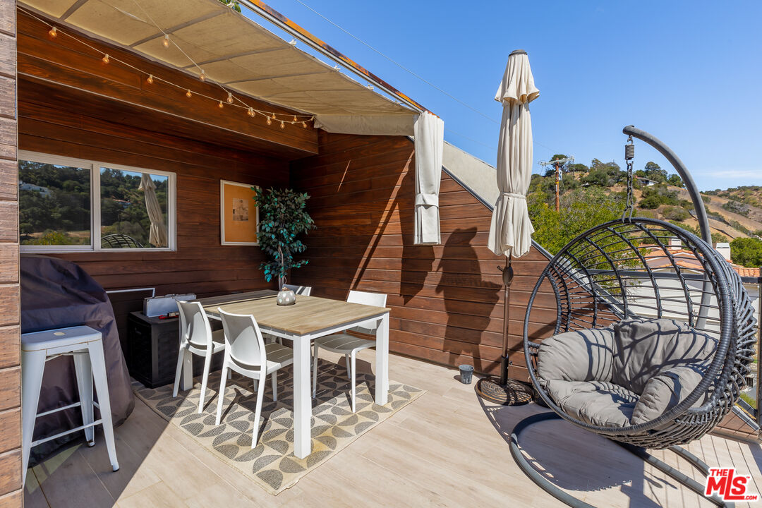 3866 Alta Mesa Dr