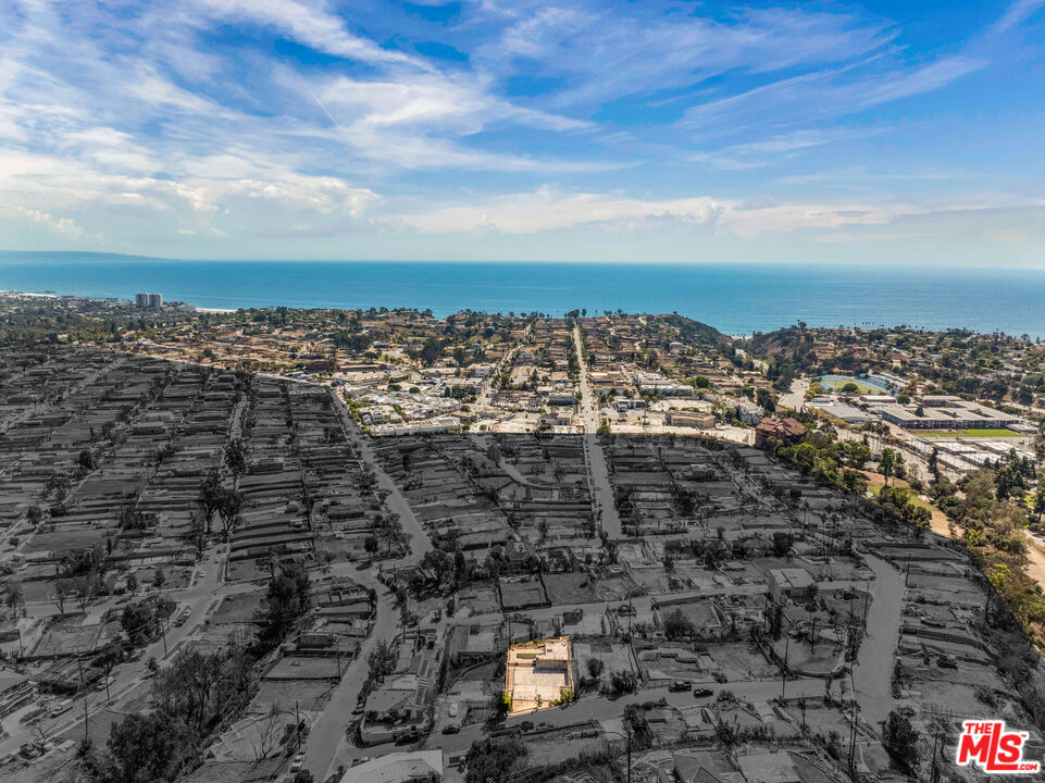 15214 Mc Kendree Ave