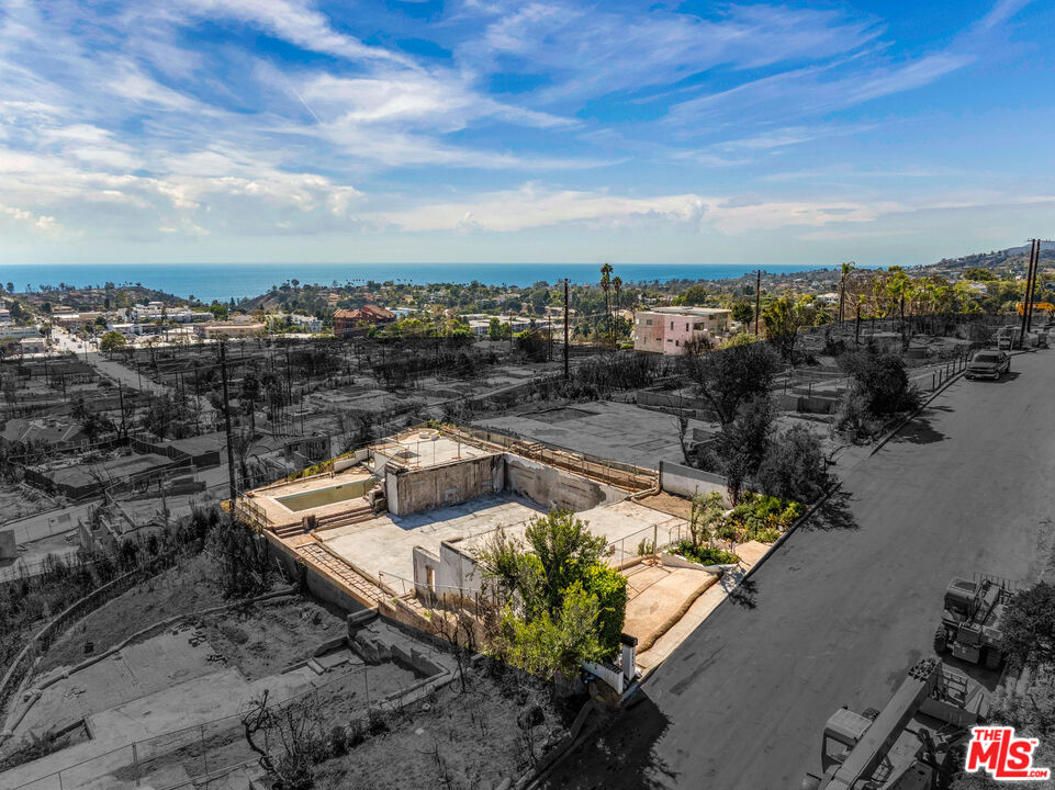 15214 Mc Kendree Ave