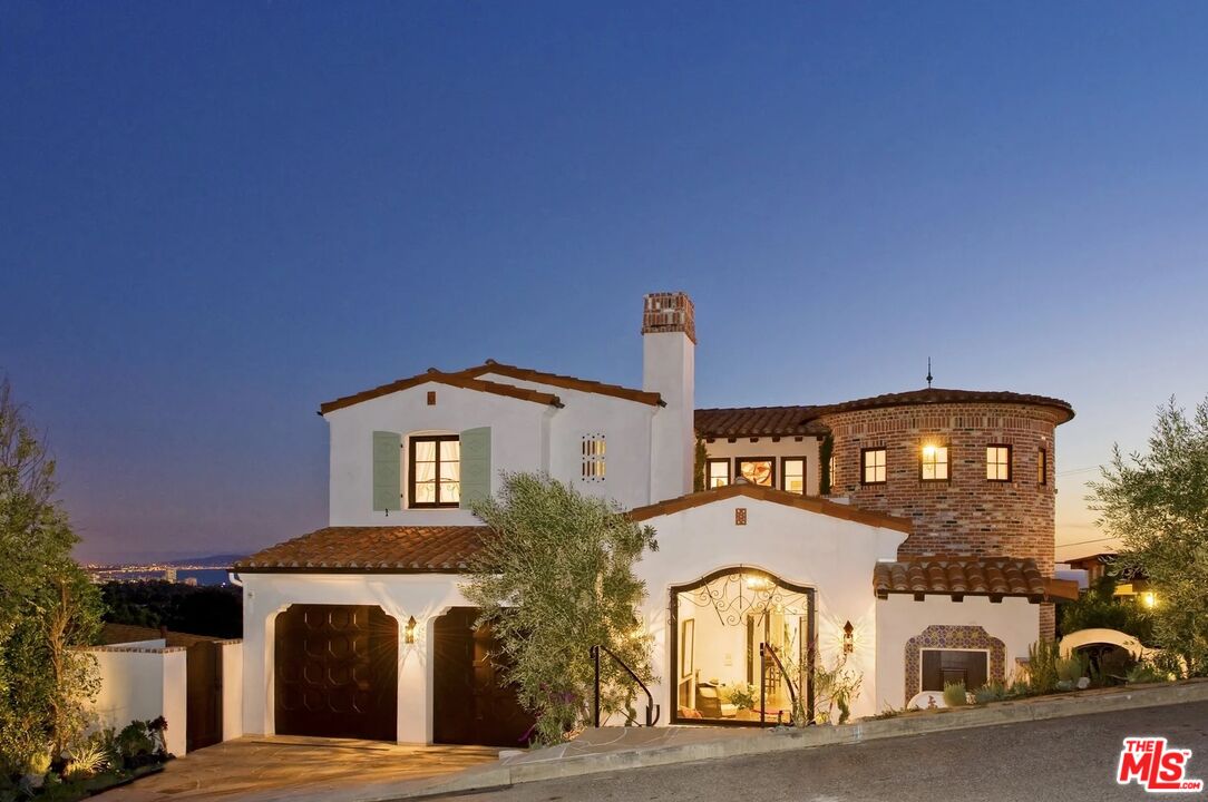 15214 Mc Kendree Ave