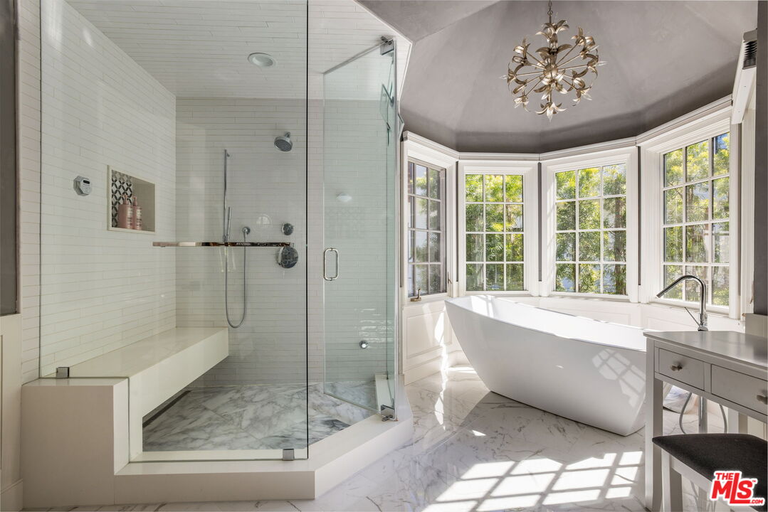 14664 Valley Vista Blvd