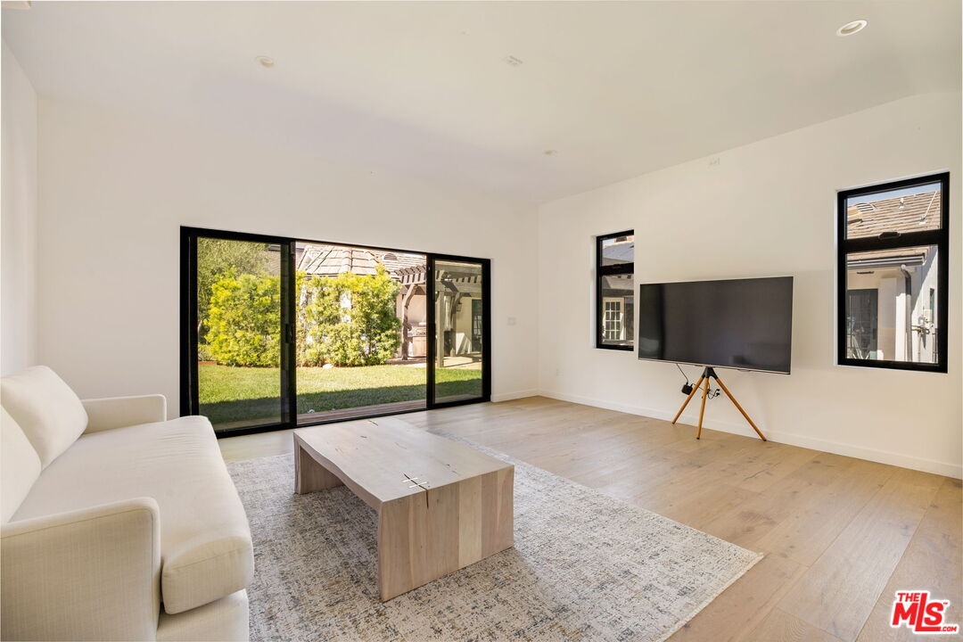 14664 Valley Vista Blvd