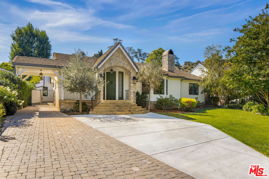 14664 Valley Vista Blvd