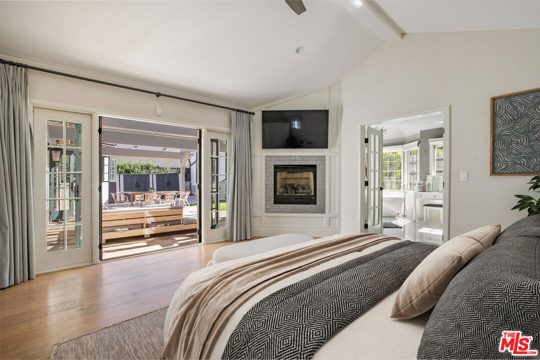 14664 Valley Vista Blvd