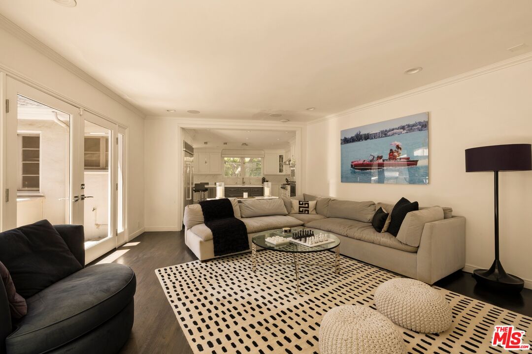 1409 Club View Dr