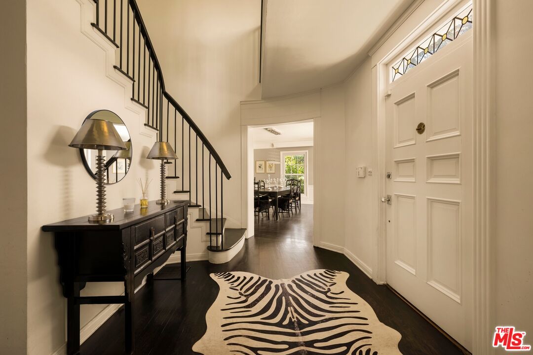 1409 Club View Dr