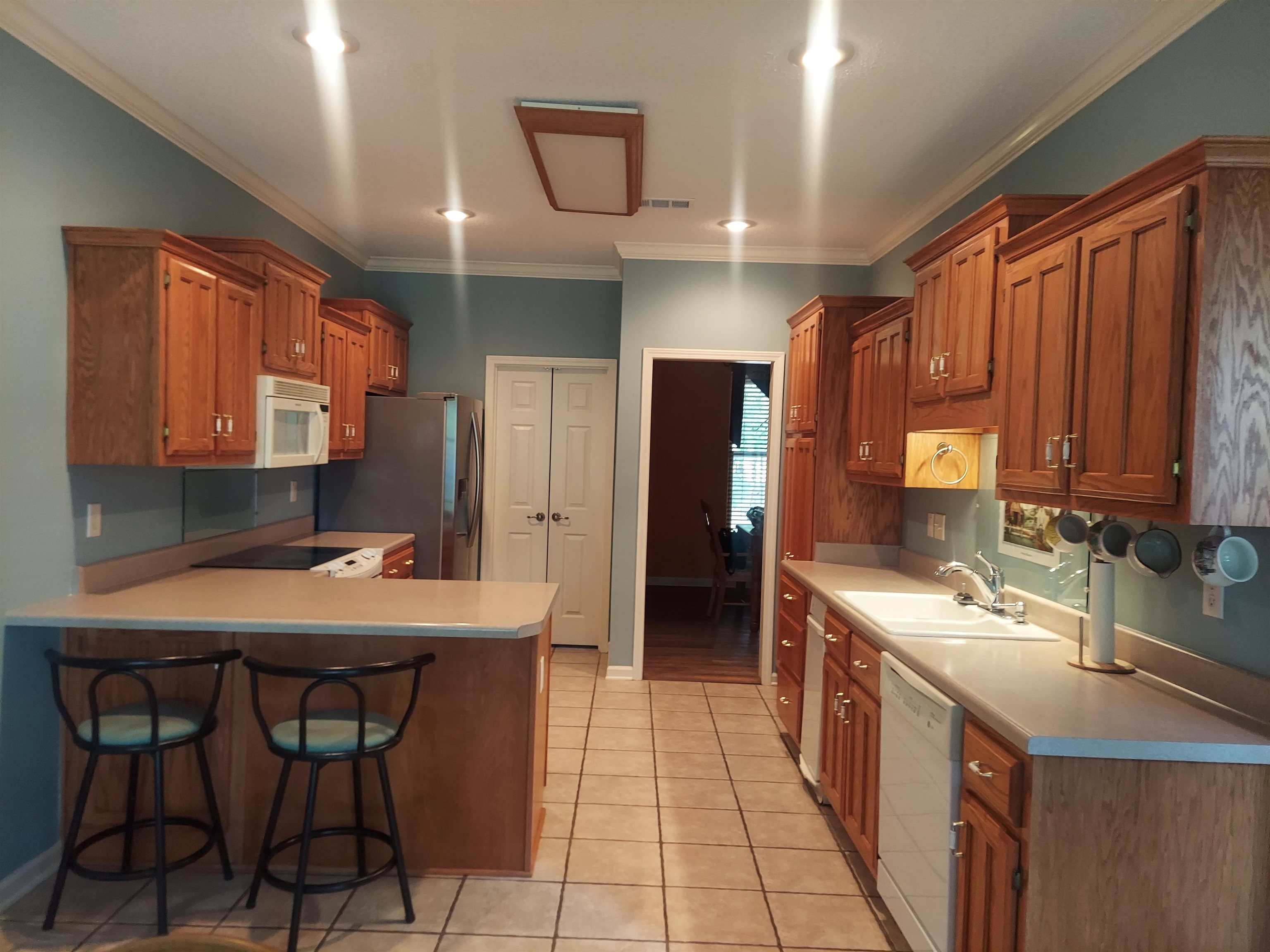 50 BREEZY MEADOWS COVE CV