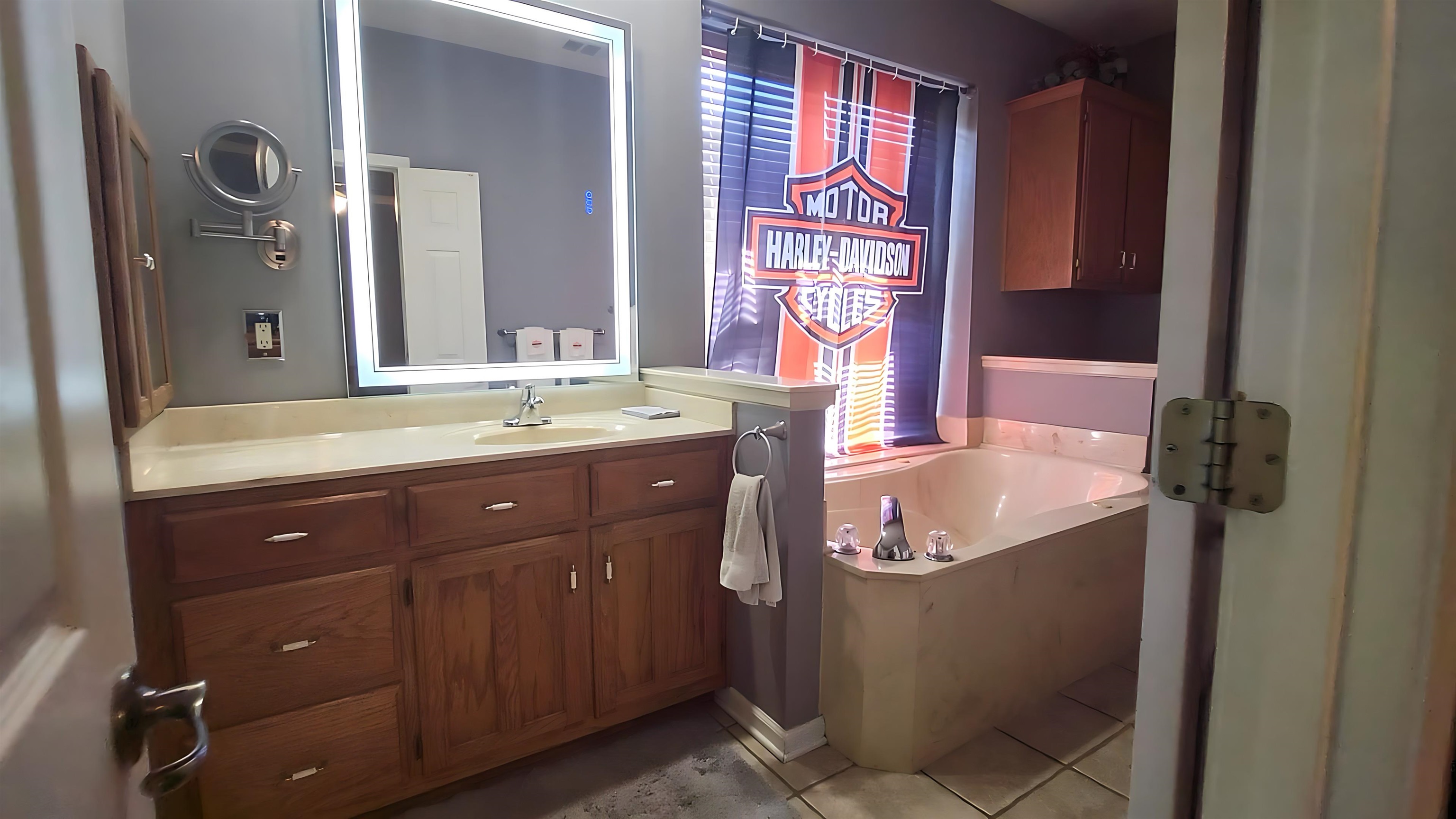 50 BREEZY MEADOWS COVE CV