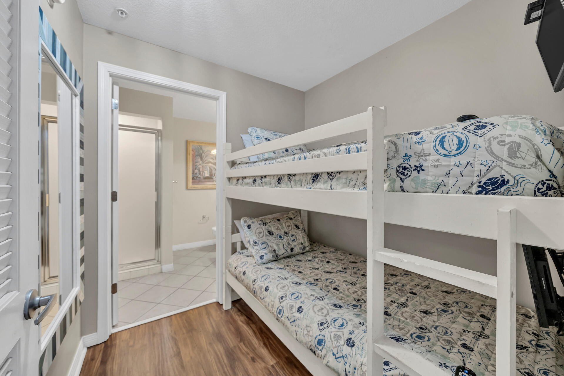 1322 SE Miracle Strip Pkwy Unit Parkway, PH 6