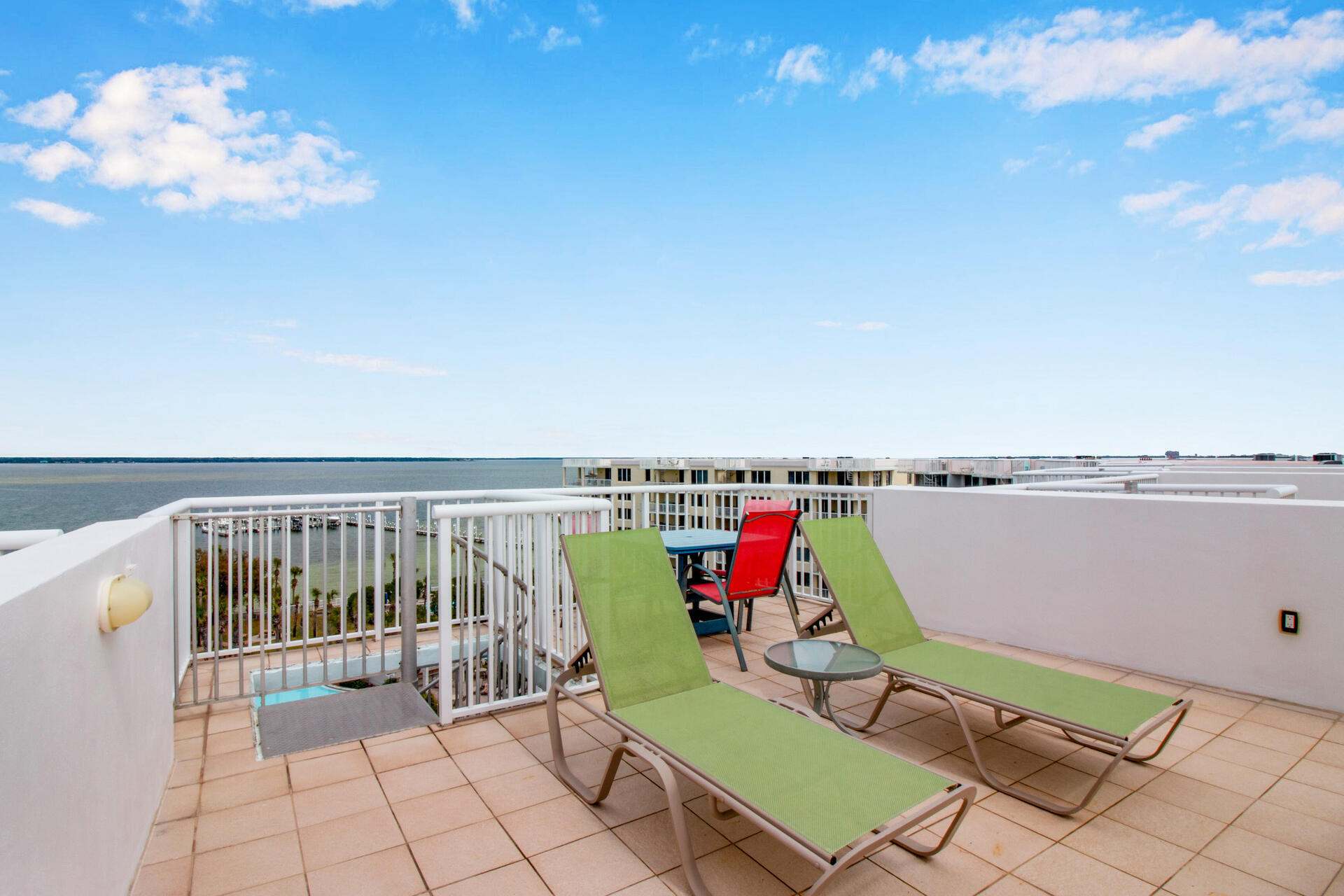 1322 SE Miracle Strip Pkwy Unit Parkway, PH 6