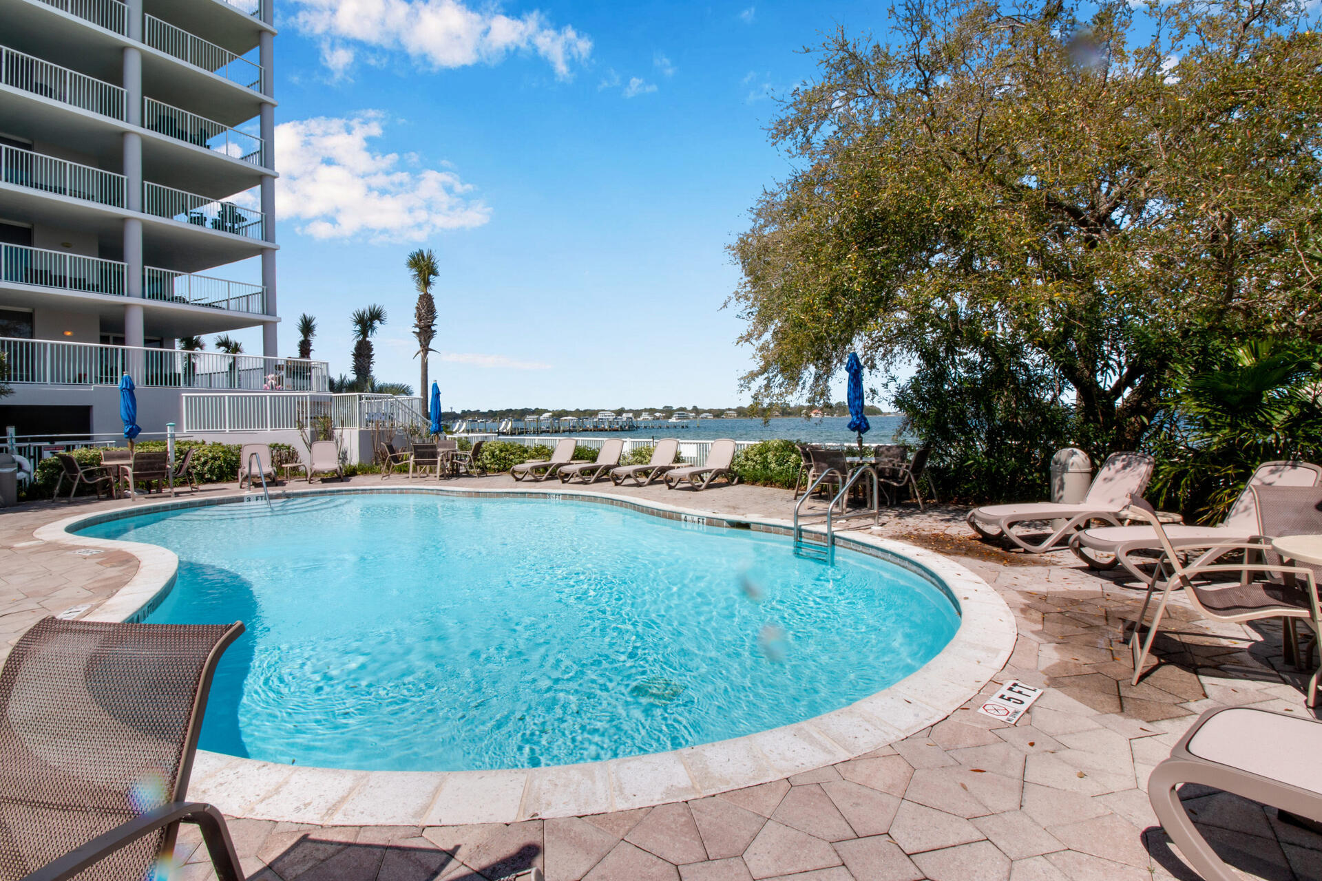 1322 SE Miracle Strip Pkwy Unit Parkway, PH 6