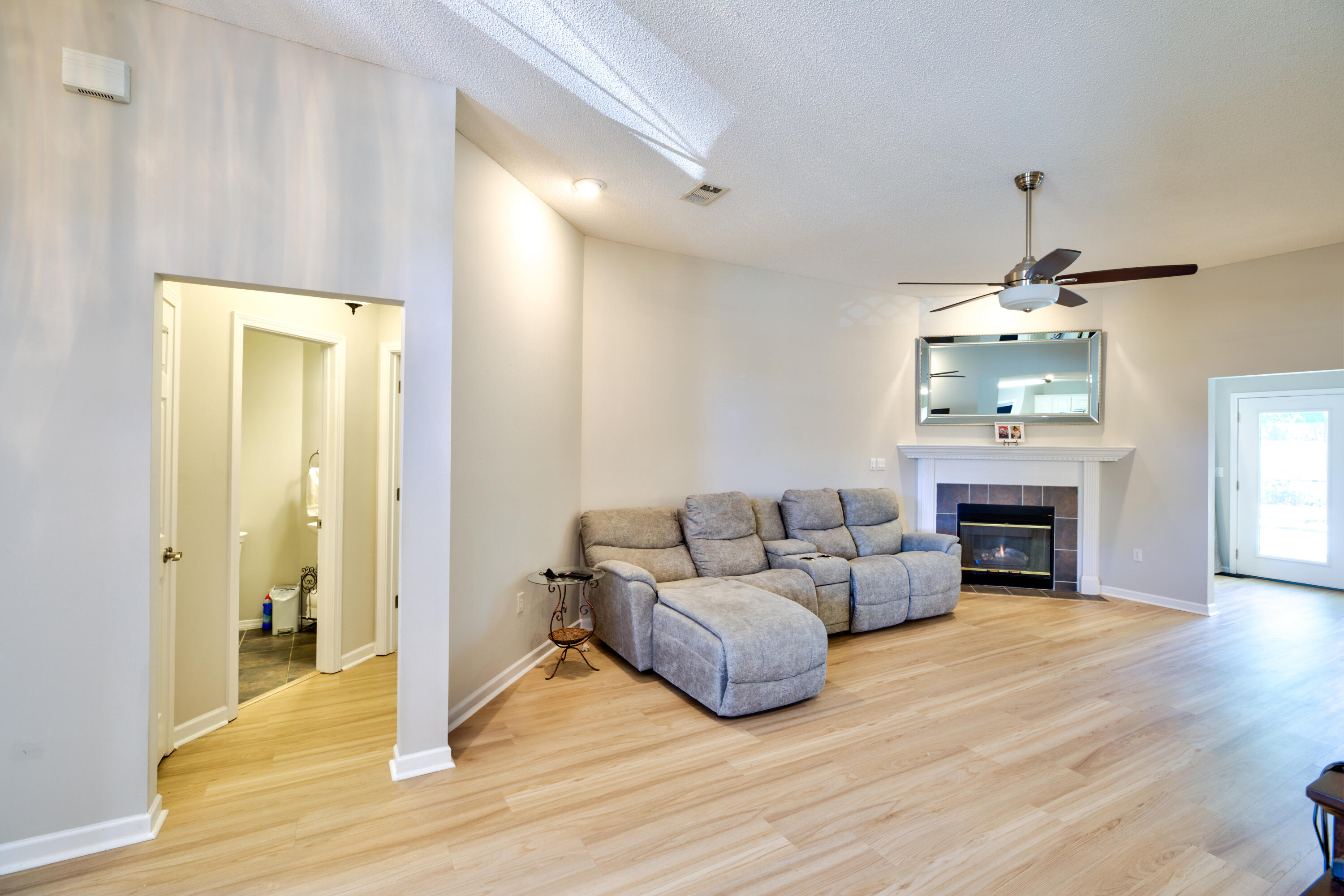 4549 Castlewood Lane