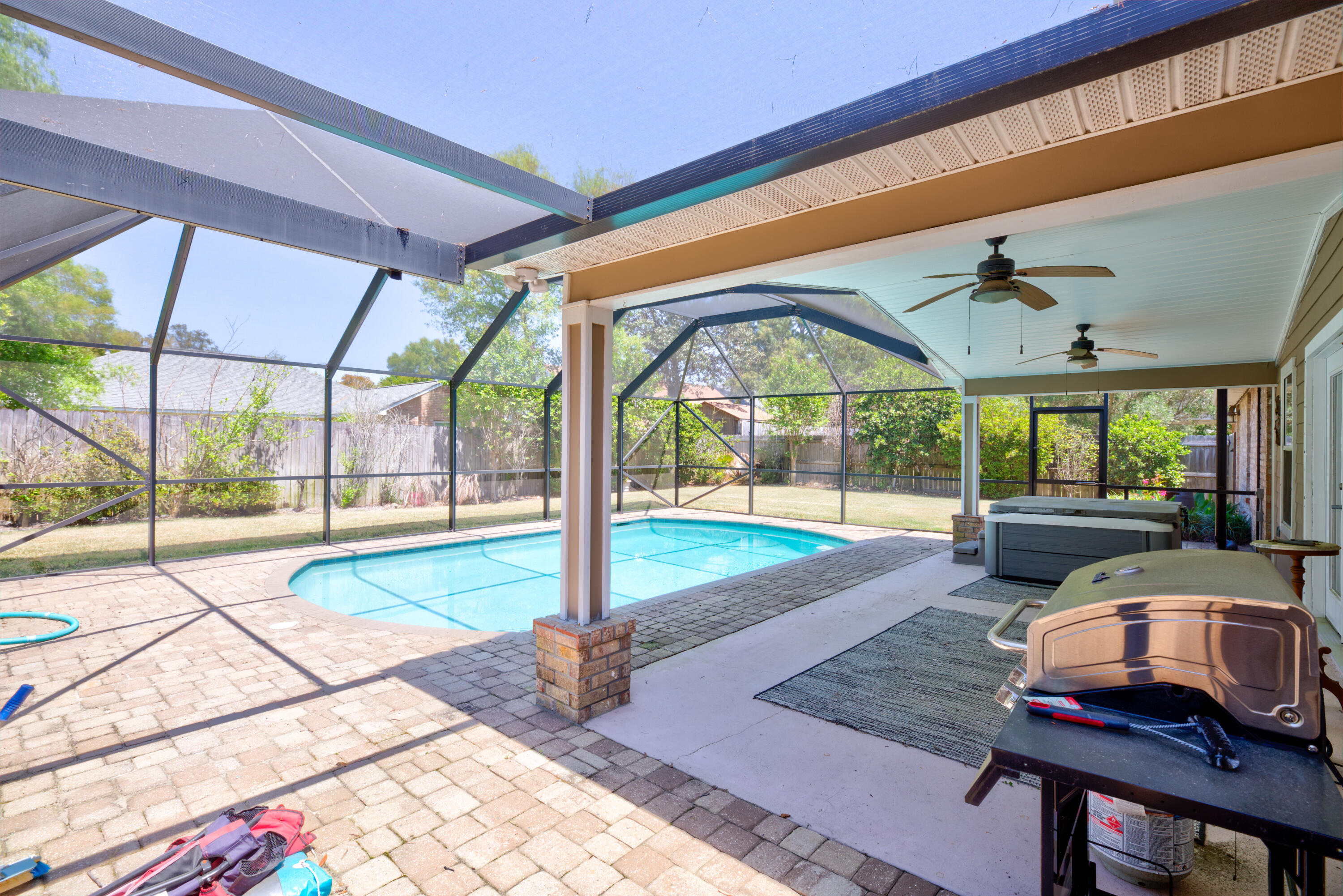 4549 Castlewood Lane