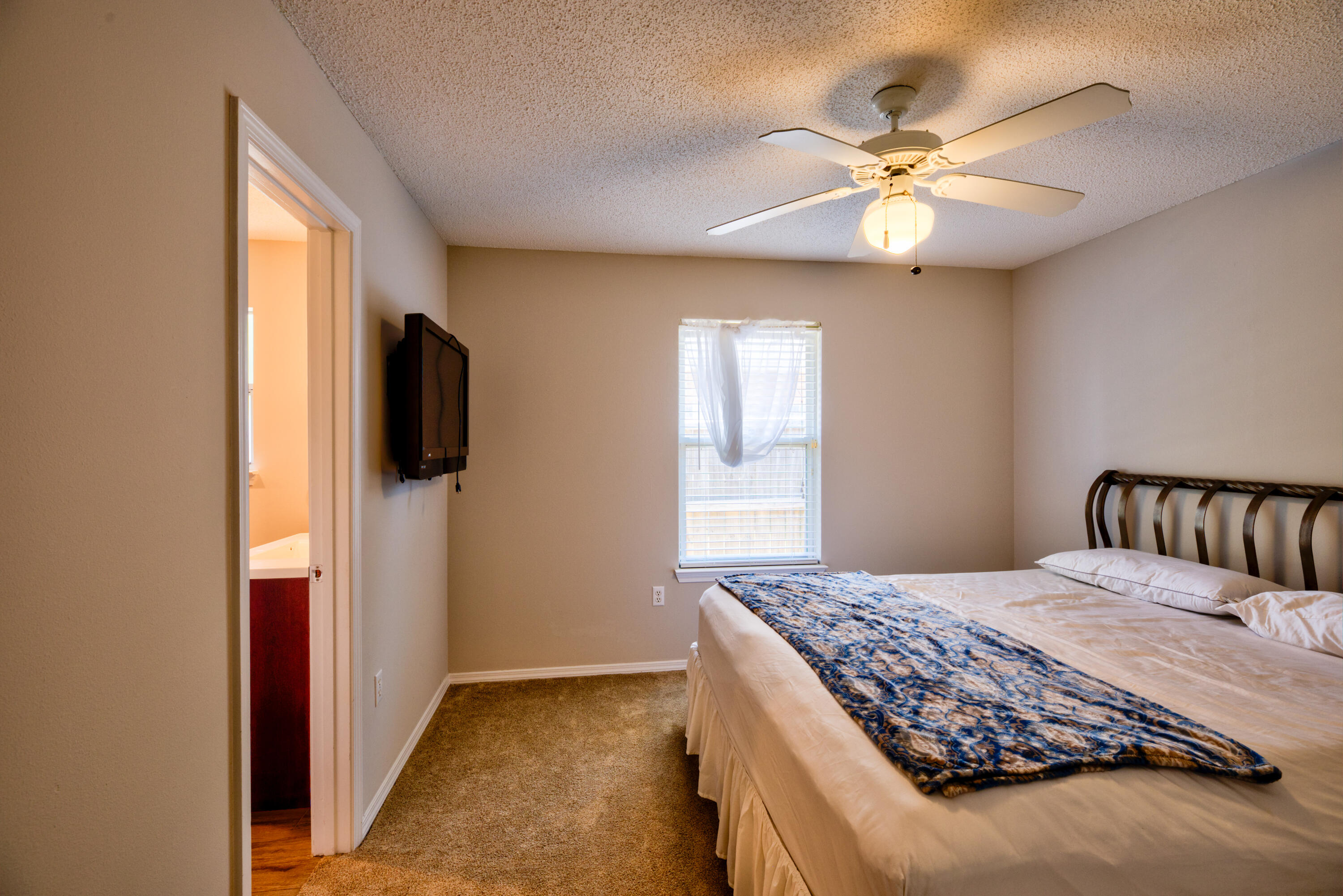 4549 Castlewood Lane