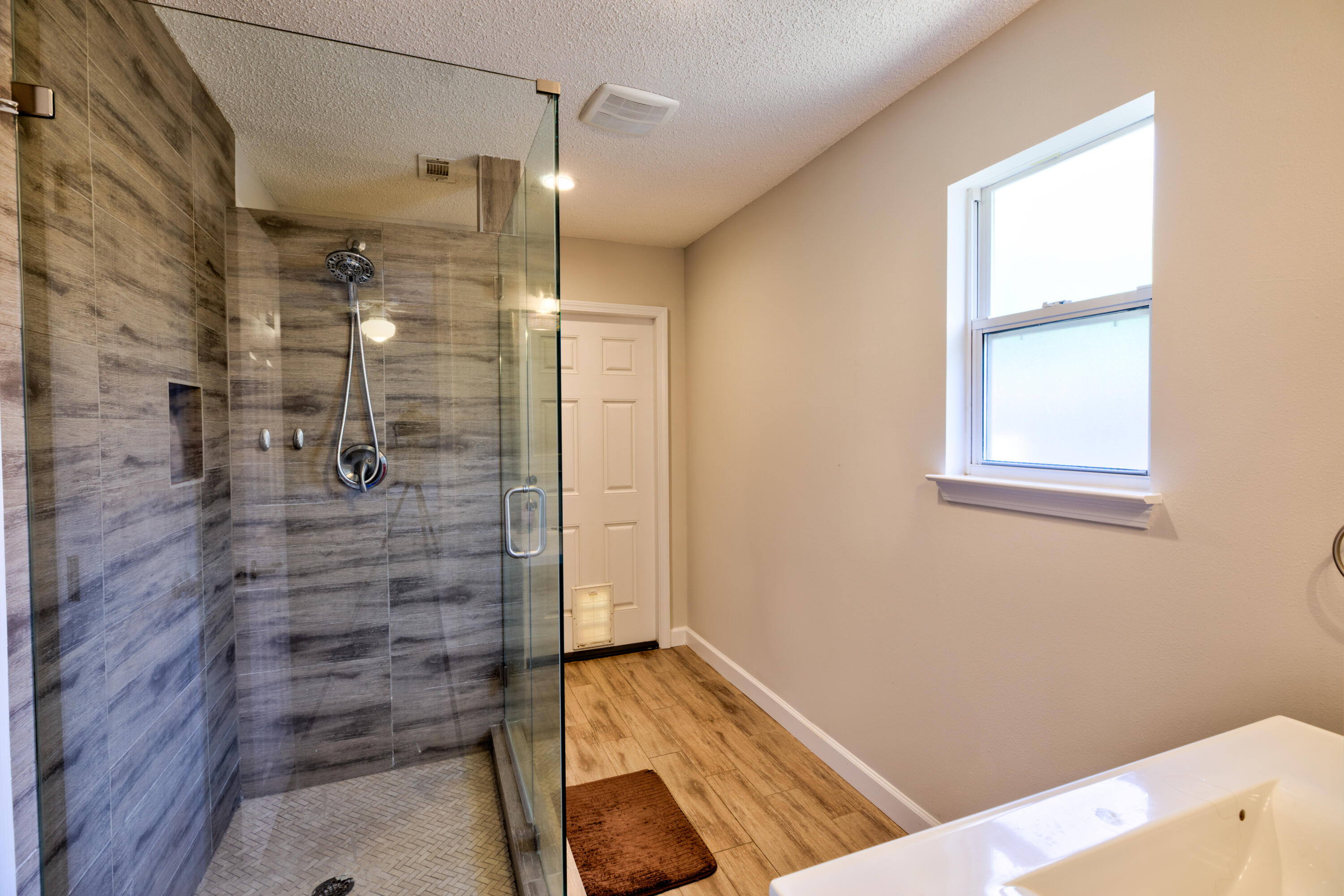 4549 Castlewood Lane