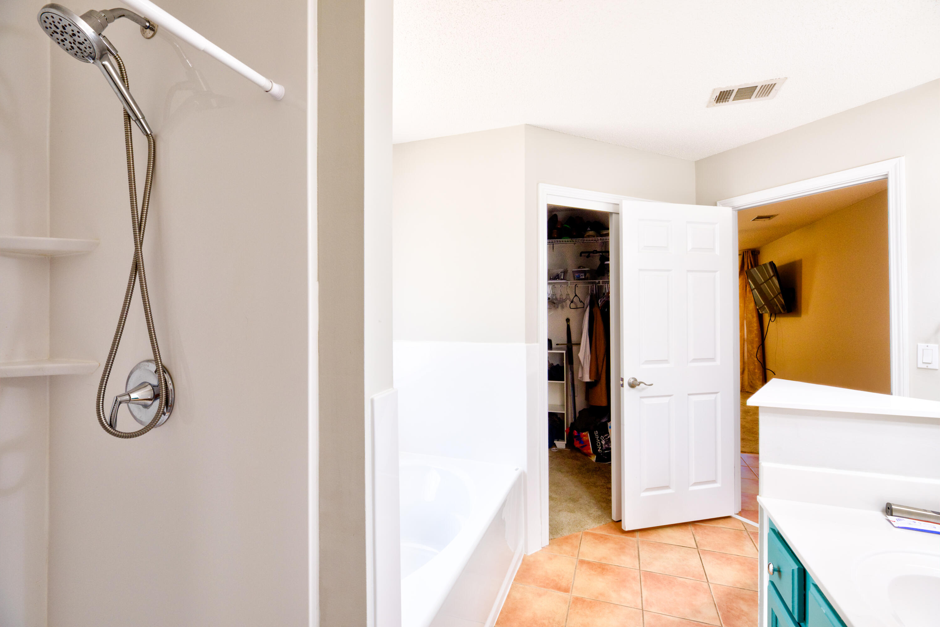 4549 Castlewood Lane