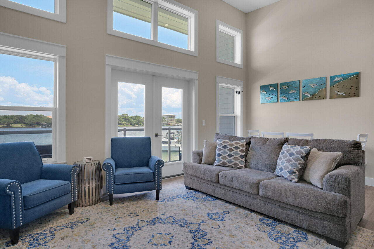 340 Bluefish Drive, 105