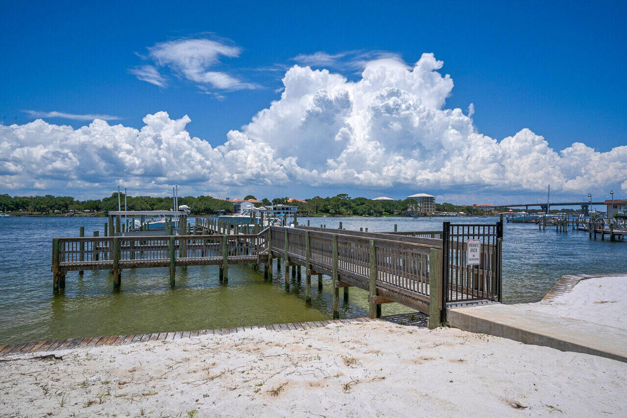 340 Bluefish Drive, 105