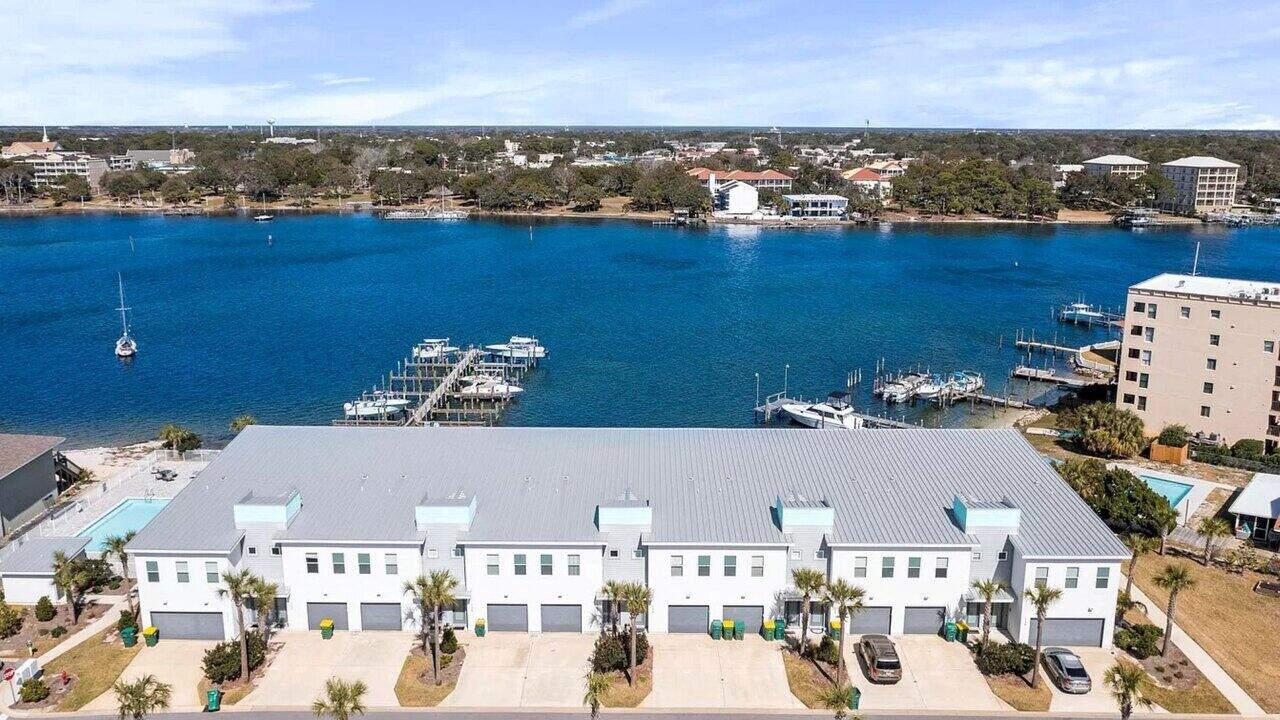 340 Bluefish Drive, 105