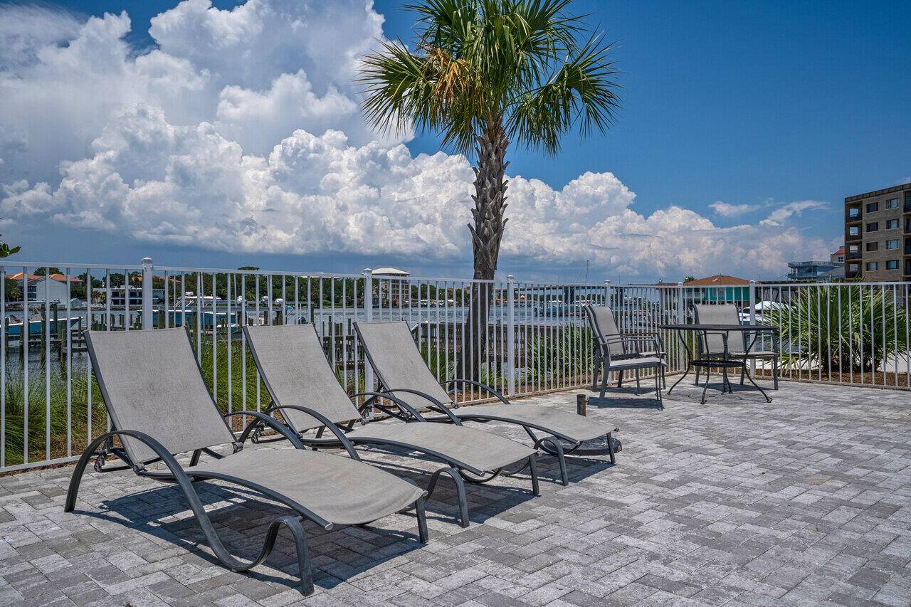 340 Bluefish Drive, 105