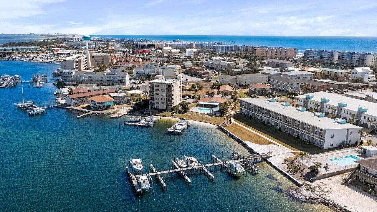 340 Bluefish Drive, 105