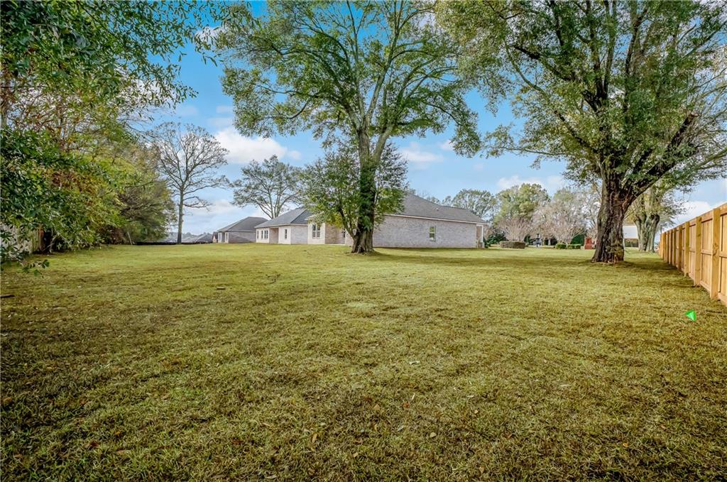 99 Fountain Crest Drive