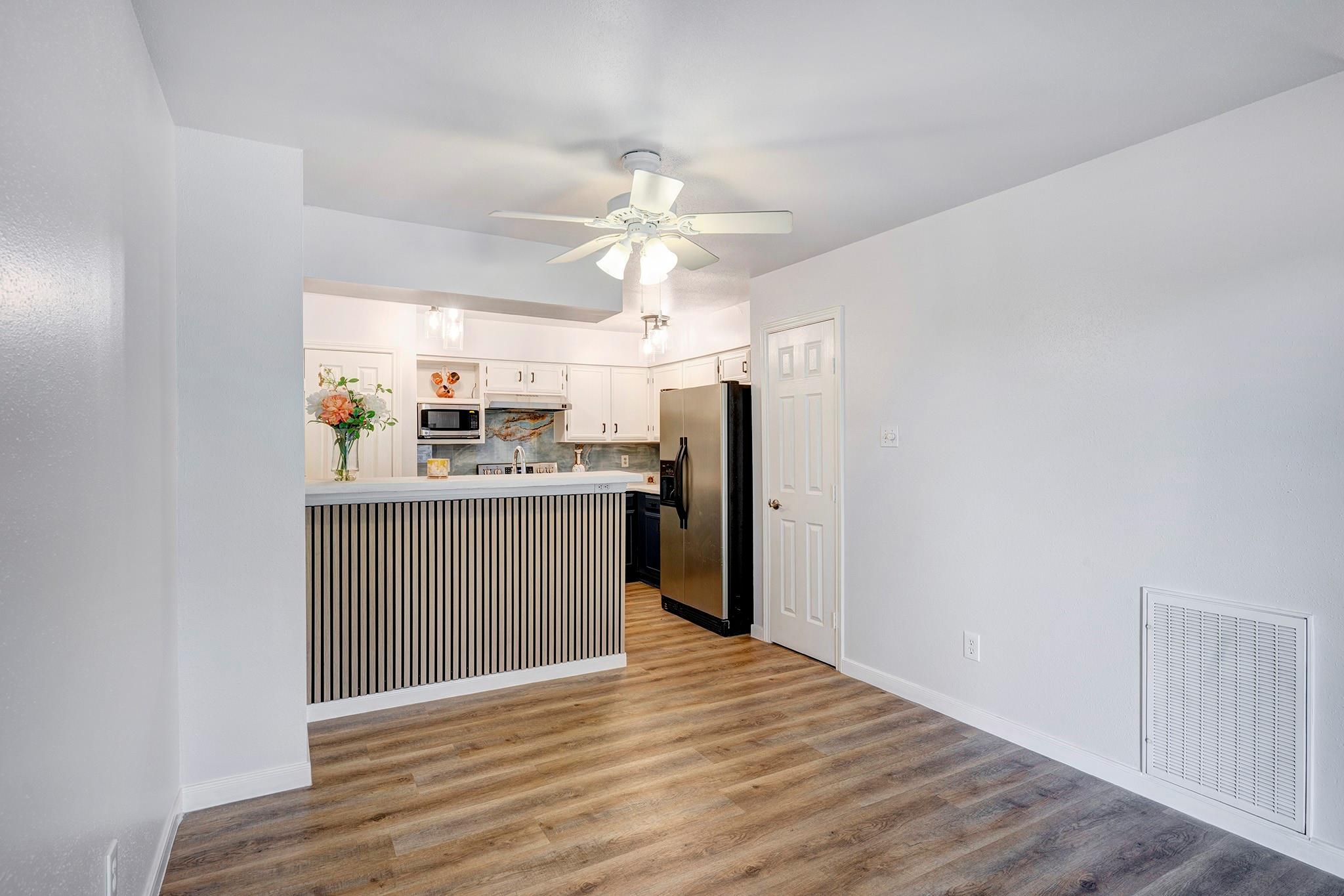 18506 Glen Briar Lane