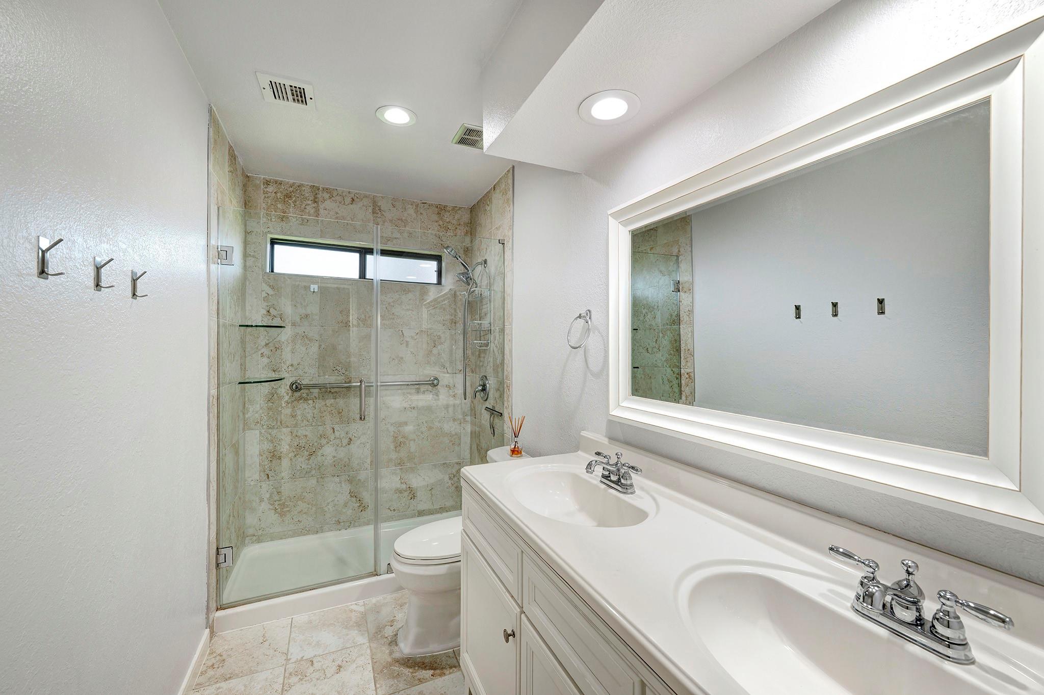 18506 Glen Briar Lane