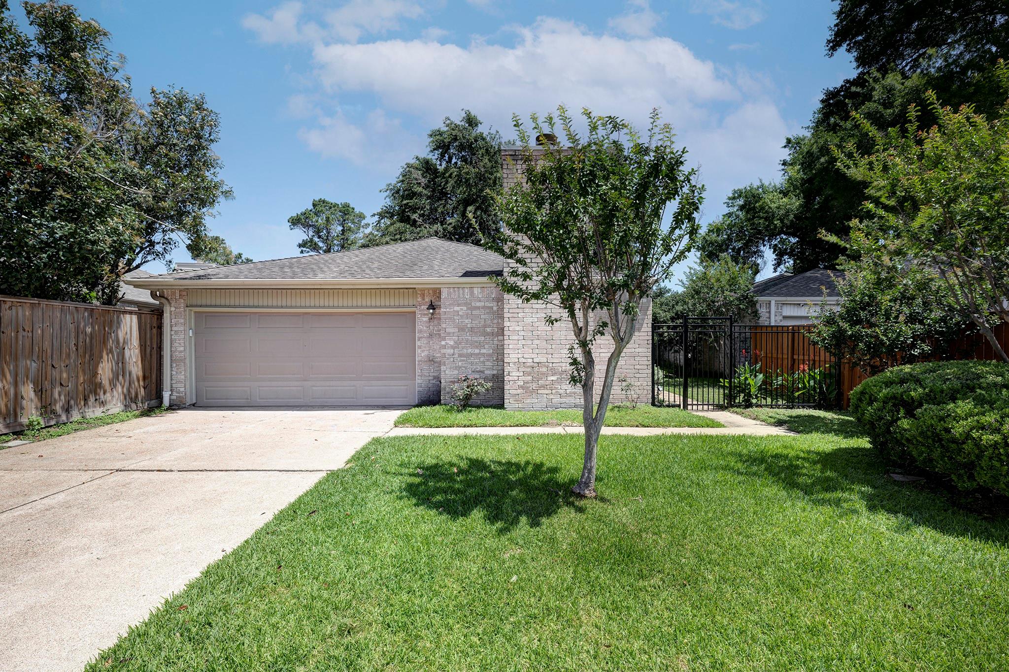 18506 Glen Briar Lane