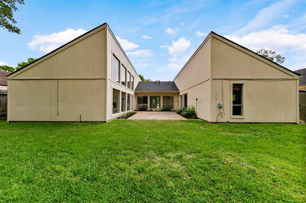 12203 Briar Forest Drive