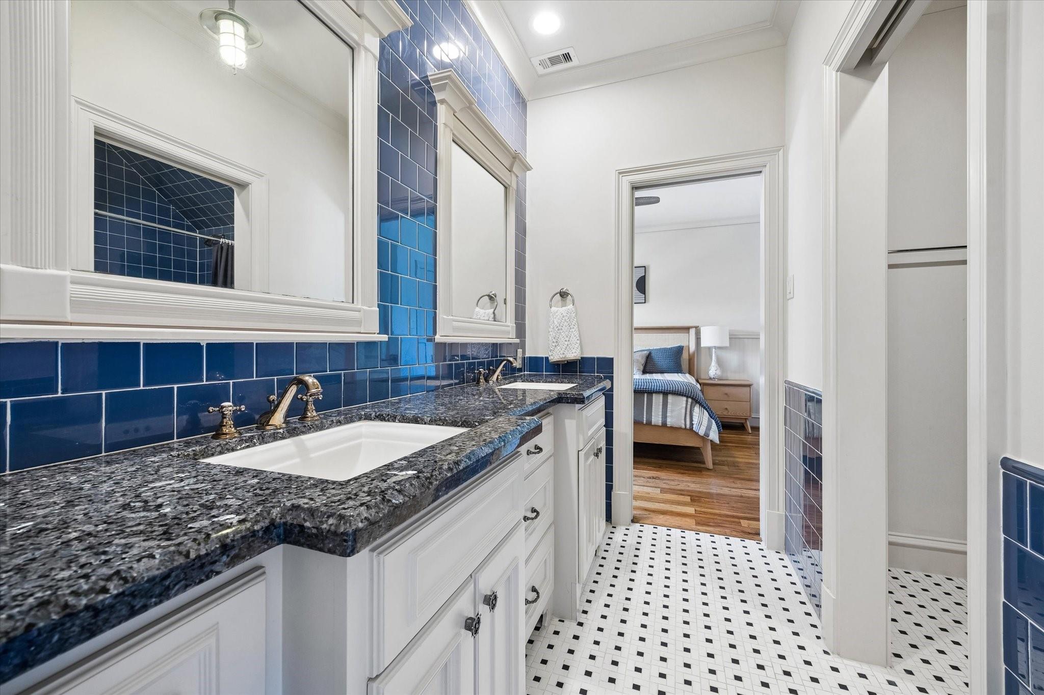 3805 Swarthmore