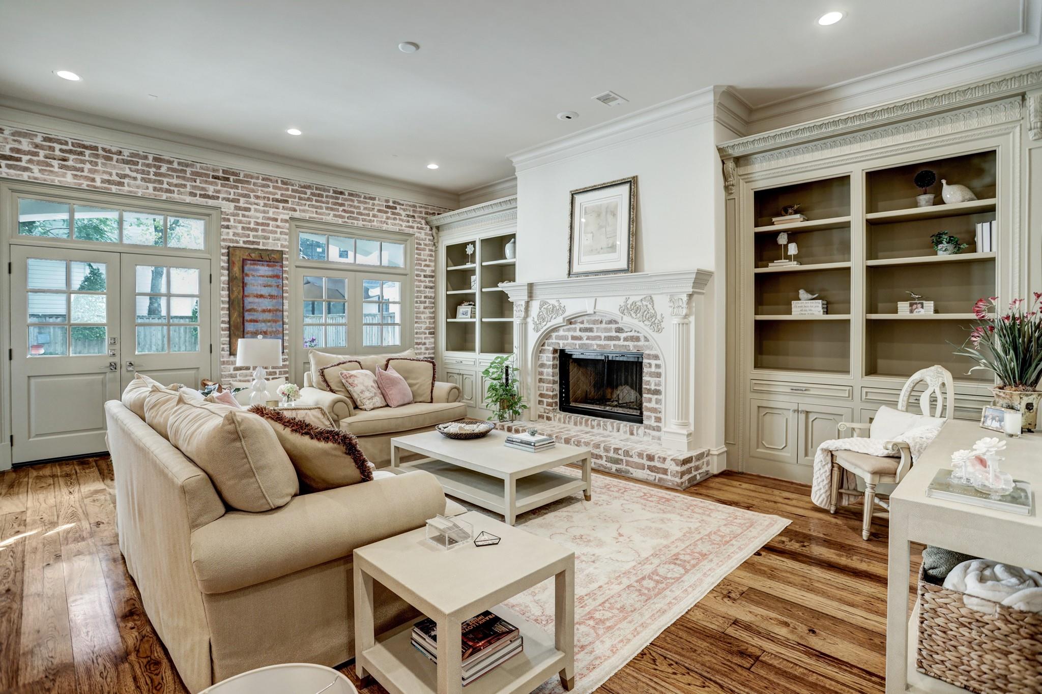 3805 Swarthmore