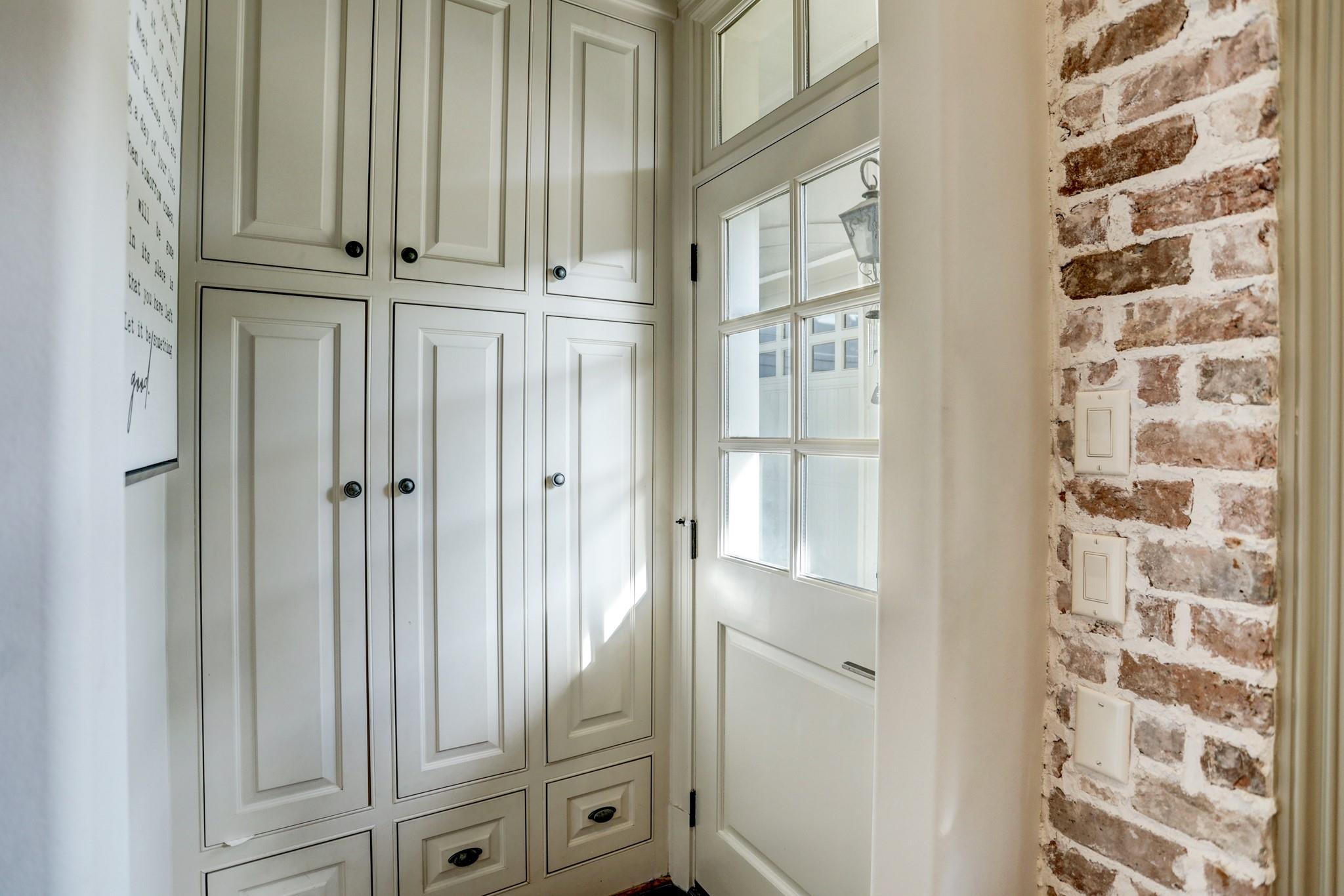 3805 Swarthmore