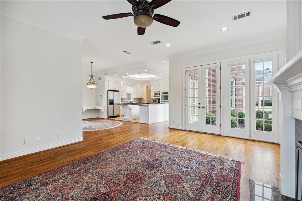 11838 Village Park Circle