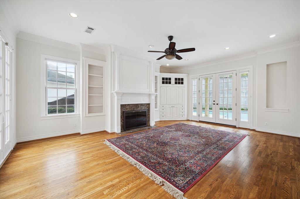 11838 Village Park Circle