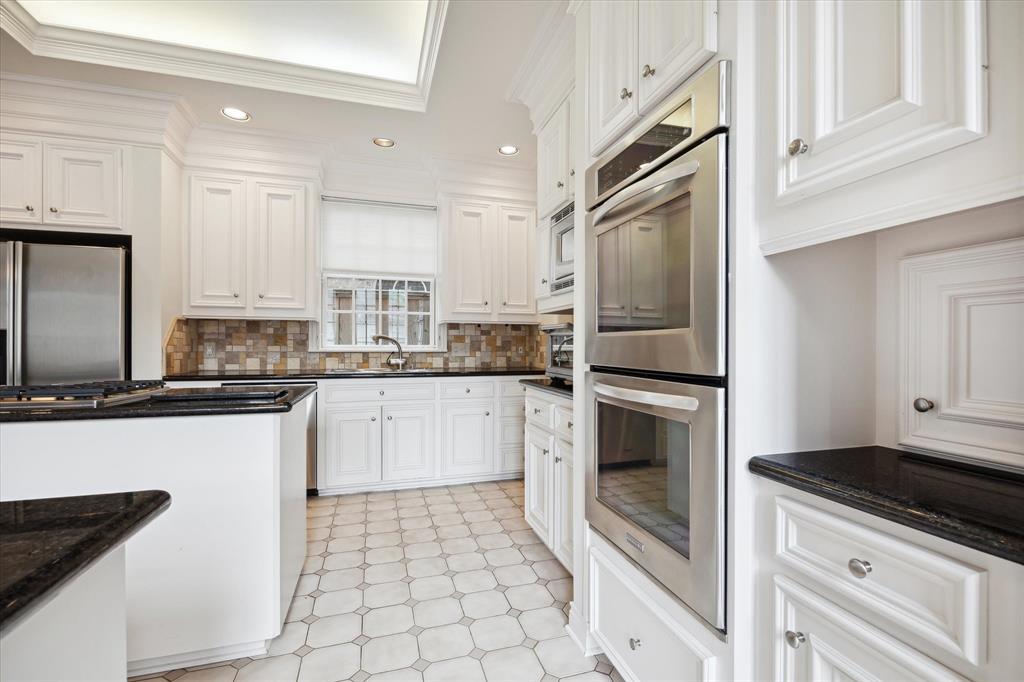 11838 Village Park Circle