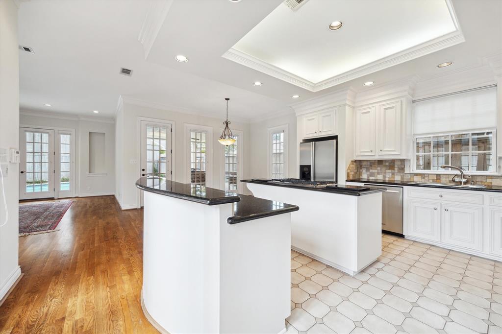 11838 Village Park Circle