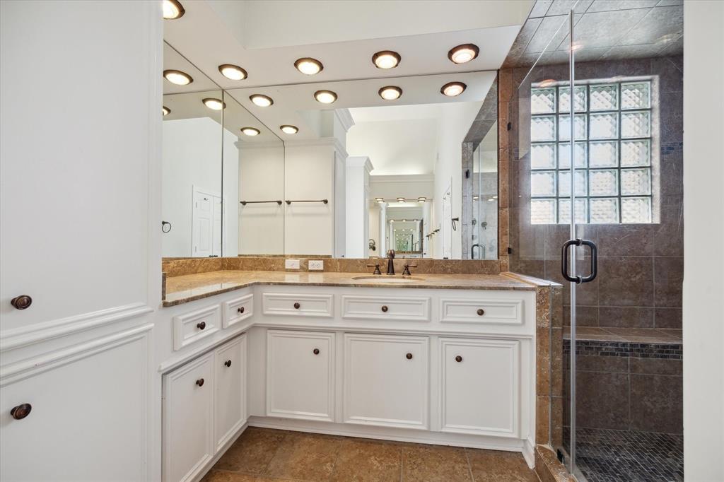 11838 Village Park Circle