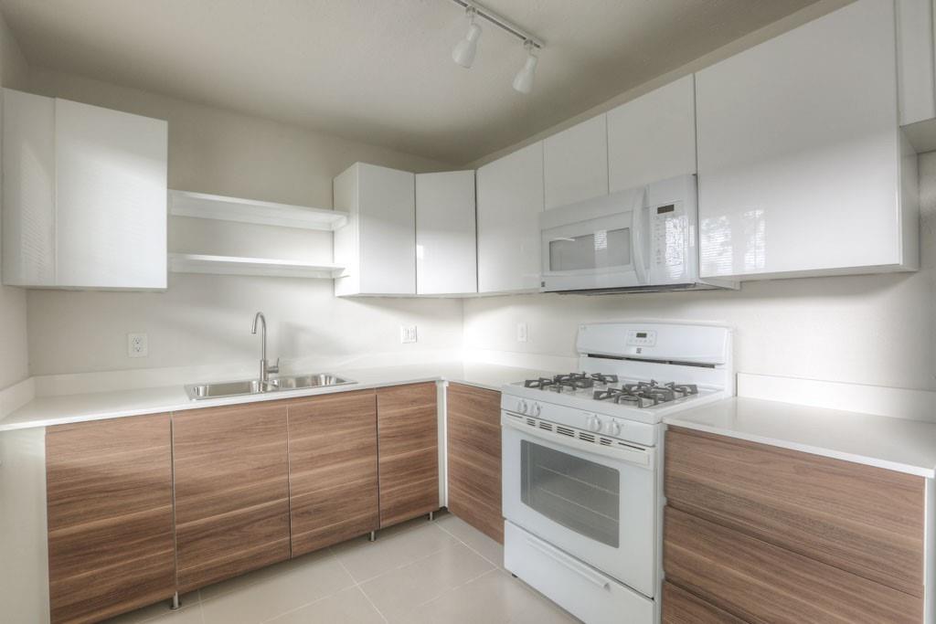 214 E 14th Street