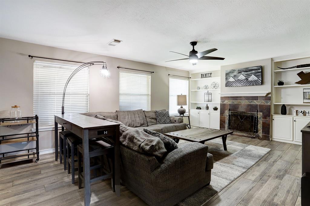 20822 Silk Oak Court