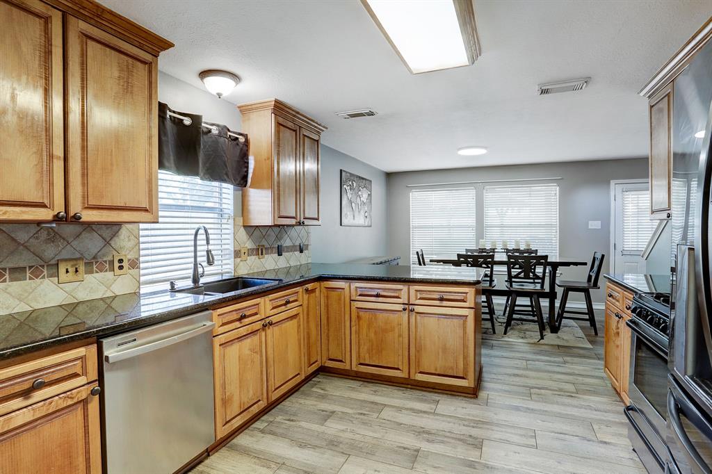 20822 Silk Oak Court