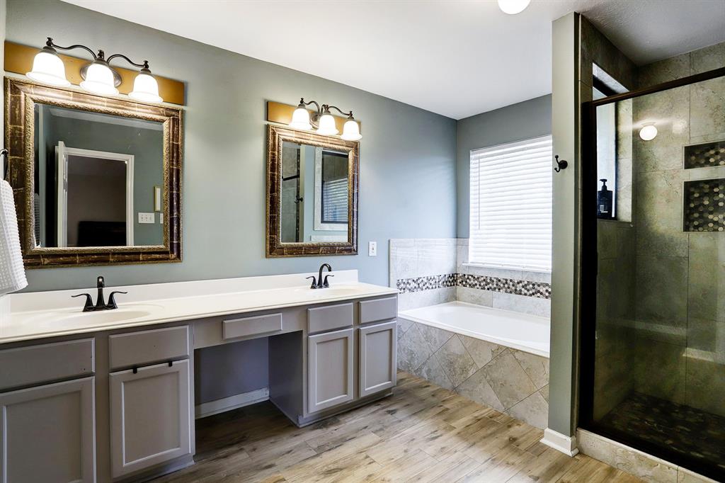20822 Silk Oak Court