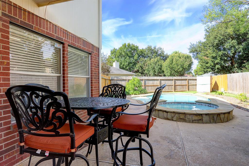 20822 Silk Oak Court