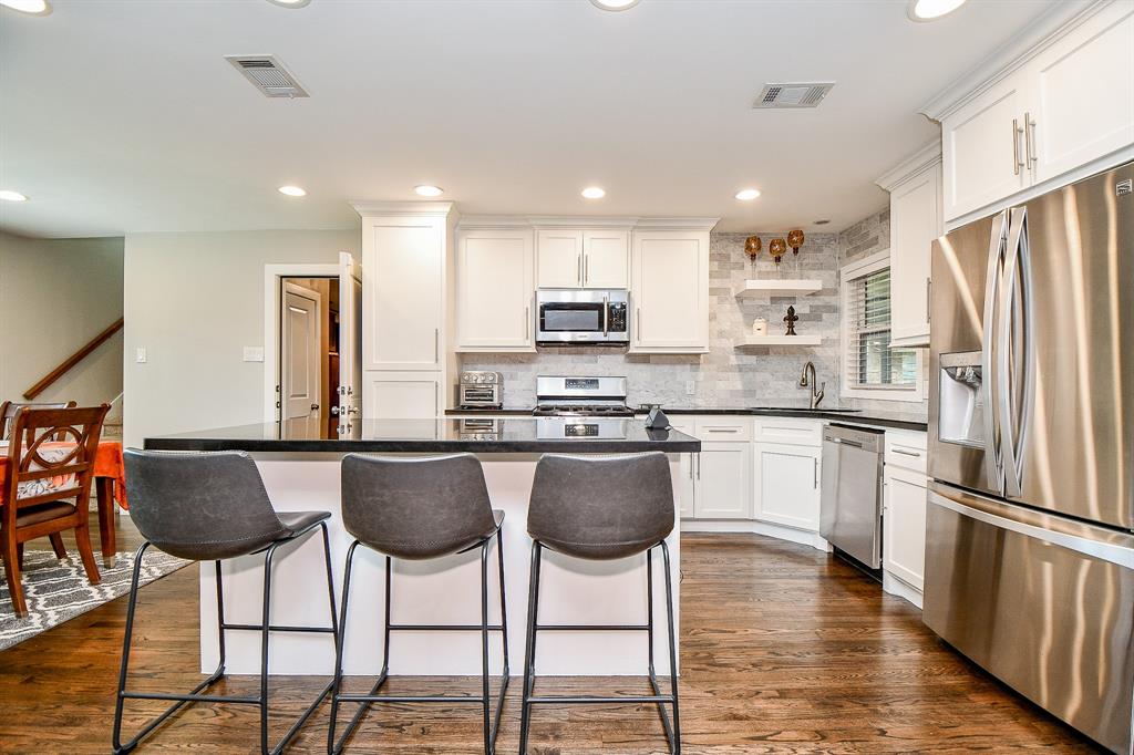 4323 Sanford Road
