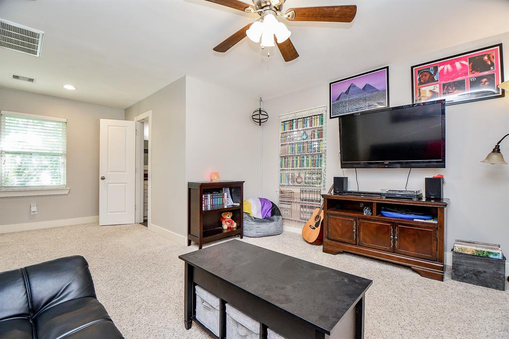 4323 Sanford Road