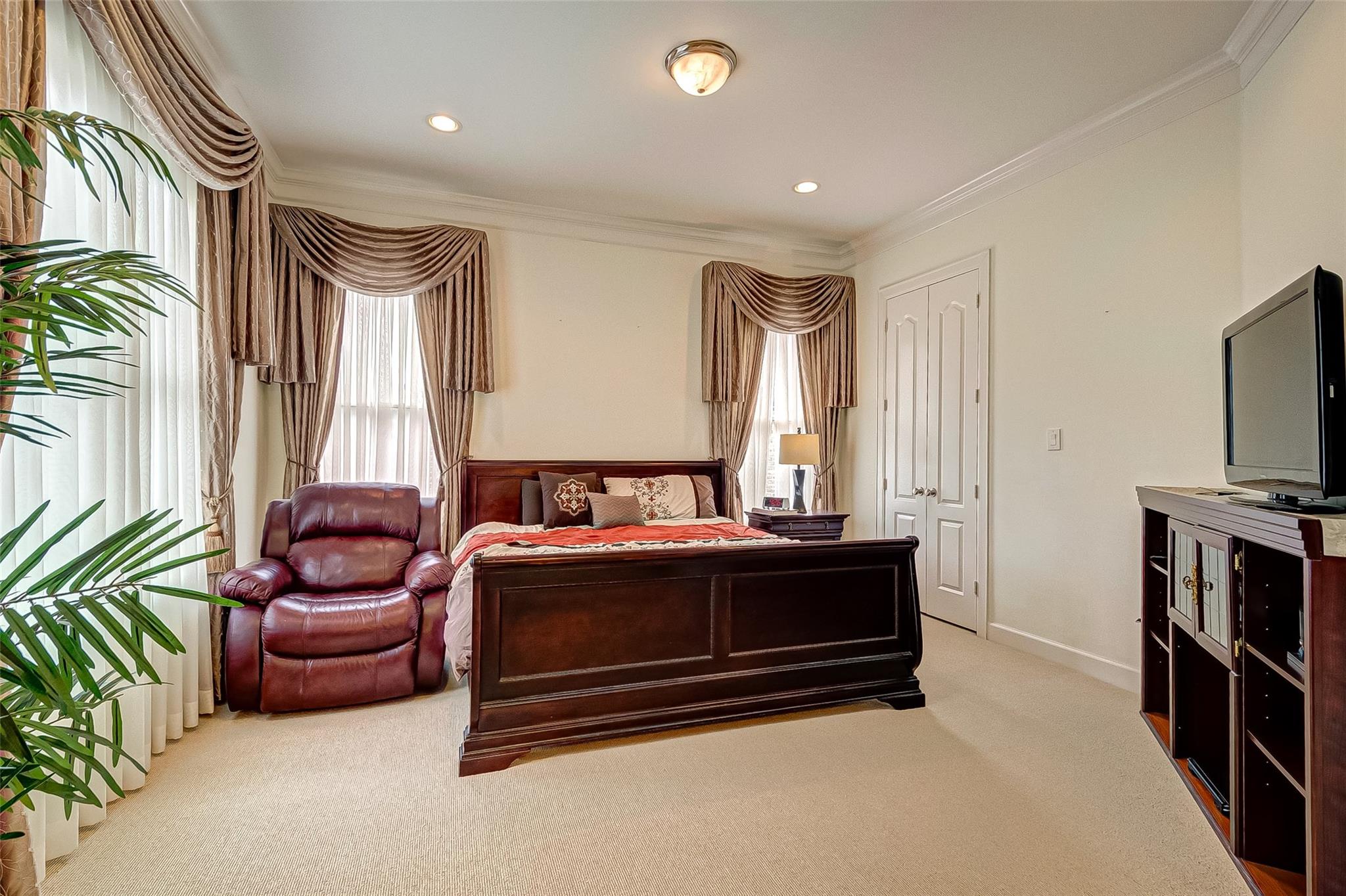 6331 W Mystic Meadow