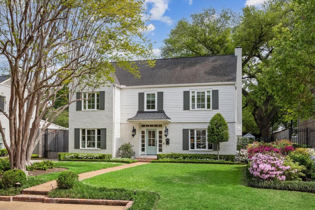 2111 Looscan Lane