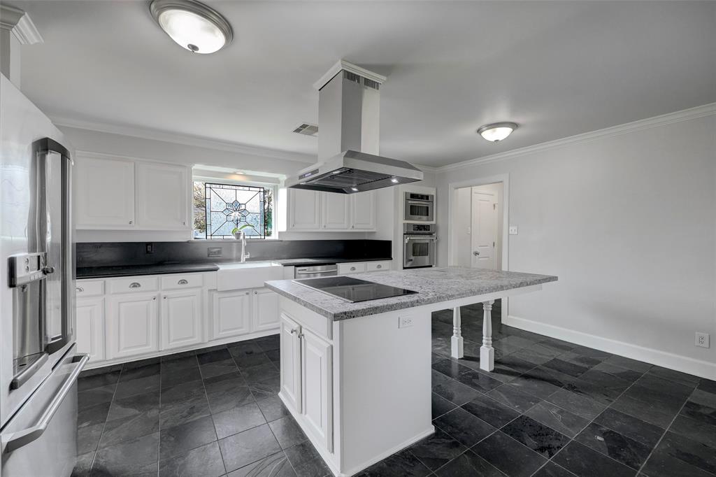 6260 Briar Rose Drive