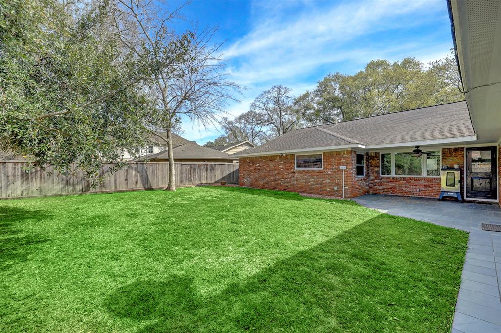 6260 Briar Rose Drive