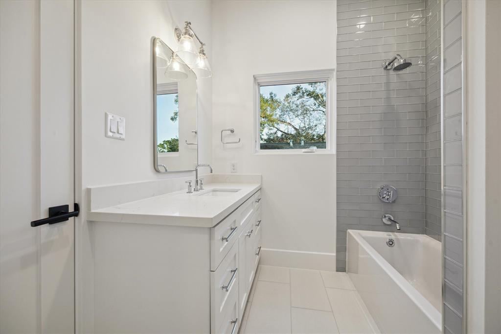 2304 Robinhood Street